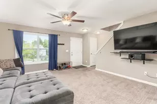 3465 Royal Hill Dr, Columbus, OH 43223 - Photo 10