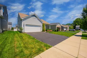 5922 Ballydugan Dr, Galloway, OH 43119 - Photo 2