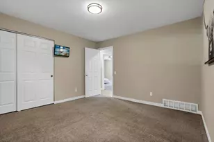 187 Valley View Dr SE, Heath, OH 43056 - Photo 28