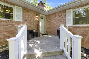 1361 Deerlick Dr, Columbus, OH 43228 - Photo 6