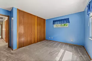 1361 Deerlick Dr, Columbus, OH 43228 - Photo 50