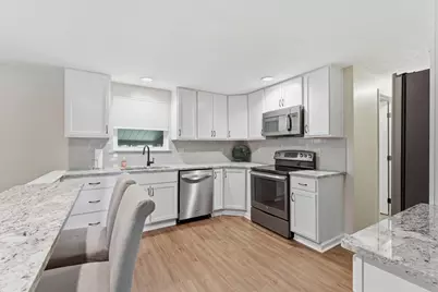 8715 Ripton Drive, Powell, OH 43065 - Photo 6