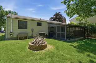 8715 Ripton Dr, Powell, OH 43065 - Photo 1