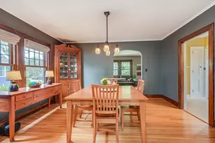 427 E Dunedin Rd, Columbus, OH 43214 - Photo 12