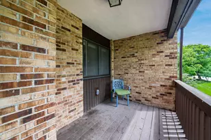 4573 Arlingate Dr W, Columbus, OH 43220 - Photo 32