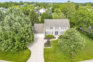 2691 Big Sur Dr, Lewis Center, OH 43035 - Photo 2