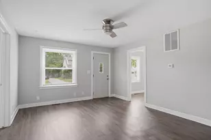 2954 Grasmere Ave, Columbus, OH 43224 - Photo 4