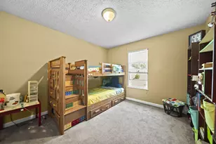 3767 Bridle Ct, Columbus, OH 43221 - Photo 18
