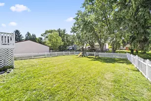 3767 Bridle Ct, Columbus, OH 43221 - Photo 32