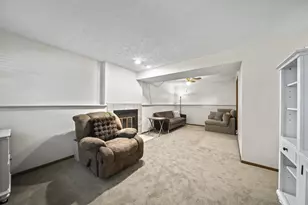 3767 Bridle Ct, Columbus, OH 43221 - Photo 24