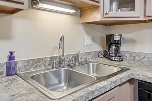 596 Pamlico St, Columbus, OH 43228 - Photo 20