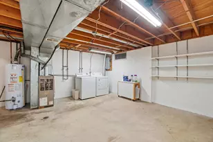 596 Pamlico St, Columbus, OH 43228 - Photo 30