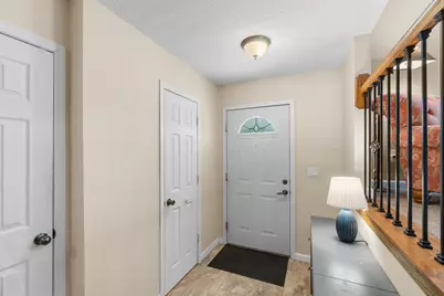 672 Buehler Drive, Delaware, OH 43015 - Photo 6