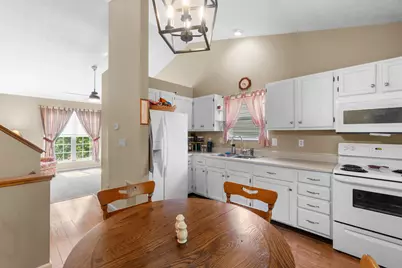672 Buehler Drive, Delaware, OH 43015 - Photo 14