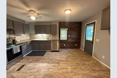 207 E Mill Street, Circleville, OH 43113 - Photo 14