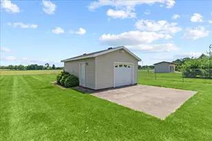 135 N Dugan Rd, Urbana, OH 43078 - Photo 32