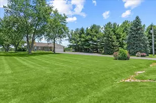 135 N Dugan Rd, Urbana, OH 43078 - Photo 4