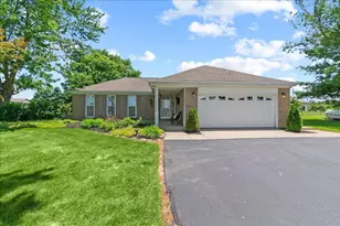 135 N Dugan Rd, Urbana, OH 43078 - Photo 2