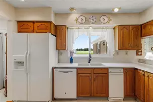 135 N Dugan Rd, Urbana, OH 43078 - Photo 14