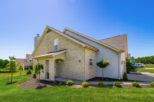 1045 Village Dr, Delaware, OH 43015 - Photo 2