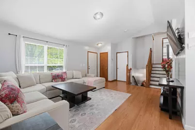 1559 Trabue Woods Boulevard, Columbus, OH 43228 - Photo 4