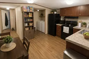 8659 Kanawha Dr, Orient, OH 43146 - Photo 1