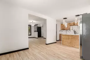 5017 Silverton Dr, Columbus, OH 43232 - Photo 20