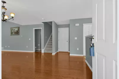 8410 Diversey Loop #601, Blacklick, OH 43004 - Photo 6