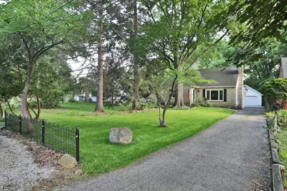 430 Canyon Drive N, Columbus, OH 43214 - Photo 2