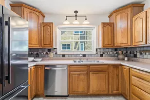 260 Dixon Ct, Columbus, OH 43214 - Photo 18