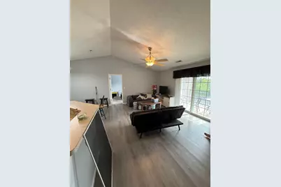 1852 Berrancher, Columbus, OH 43228 - Photo 12