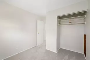 5467 Roche Dr, Columbus, OH 43229 - Photo 18