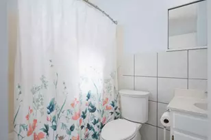 5467 Roche Dr, Columbus, OH 43229 - Photo 22