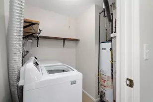 5467 Roche Dr, Columbus, OH 43229 - Photo 24
