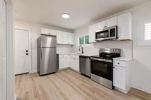 2345 Century Dr, Columbus, OH 43211 - Photo 6