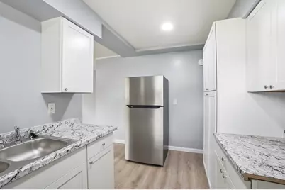 2381 Brentnell Avenue, Columbus, OH 43211 - Photo 6