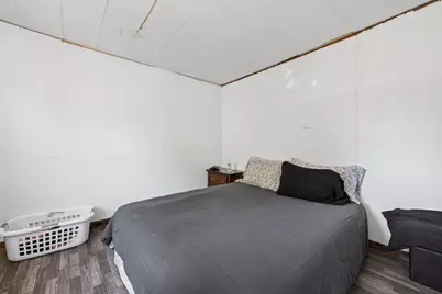 685 E Front Street, Logan, OH 43138 - Photo 24