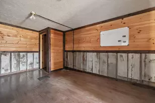 685 E Front St, Logan, OH 43138 - Photo 6