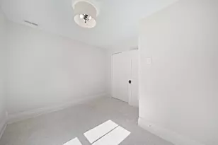 325 W William St, Delaware, OH 43015 - Photo 30