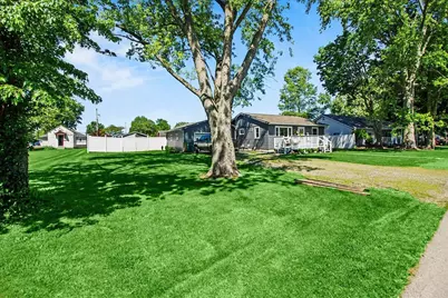420 S Oak Street, Lakeview, OH 43331 - Photo 2