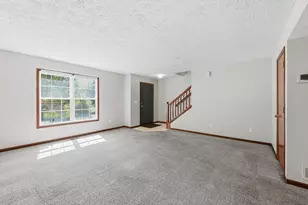 4553 Nickerson Rd, Columbus, OH 43228 - Photo 4