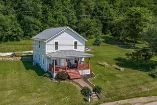 9945 Raiders Rd, Frazeysburg, OH 43822 - Photo 1