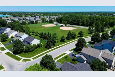 1872 Summersweet Circle, Lewis Center, OH 43035 - Photo 4