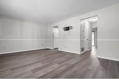 2278 Wadsworth Drive #D, Columbus, OH 43232 - Photo 4