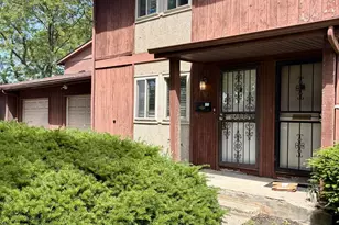 2278 Wadsworth Dr, Columbus, OH 43232 - Photo 2