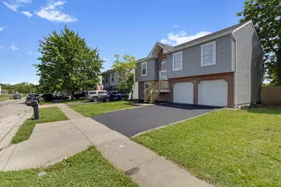 2243 Golden Leaf Lane, Columbus, OH 43223 - Photo 2