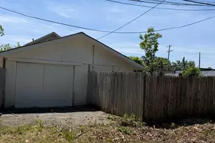 1674 E Hudson St, Columbus, OH 43211 - Photo 4