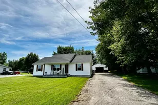 4857 Dickey Rd NE, Bloomingburg, OH 43106 - Photo 2