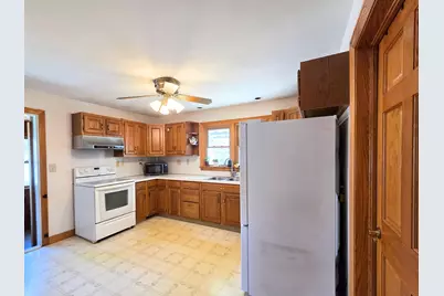 139 Jefferson Street, Mount Sterling, OH 43143 - Photo 8