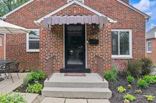 121 E Beechwold Blvd, Columbus, OH 43214 - Photo 8